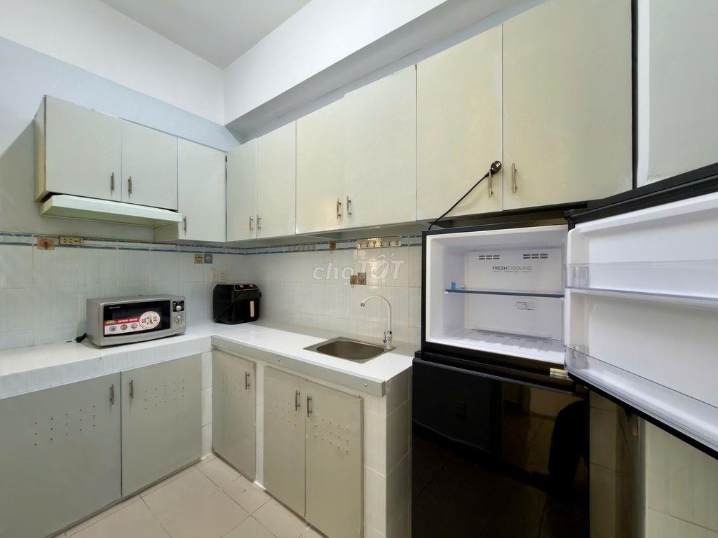Cho thuê căn hộ 66m2 full nội thất tại Chung cư Phú Thọ, Quận 11