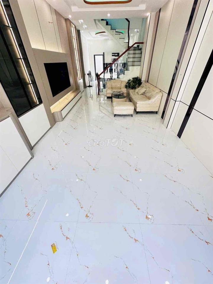 CẦN TIỀN BÁN GẤP NHÀ MỚI 7.6 tỏi