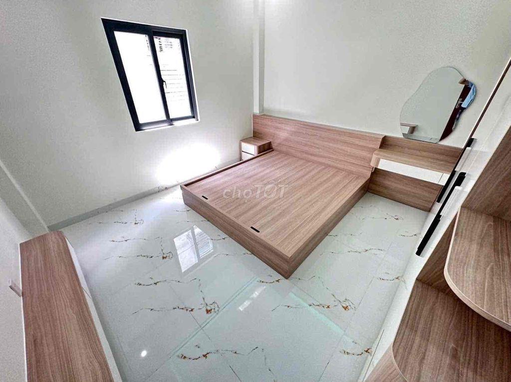 CẦN TIỀN BÁN GẤP NHÀ MỚI 7.6 tỏi