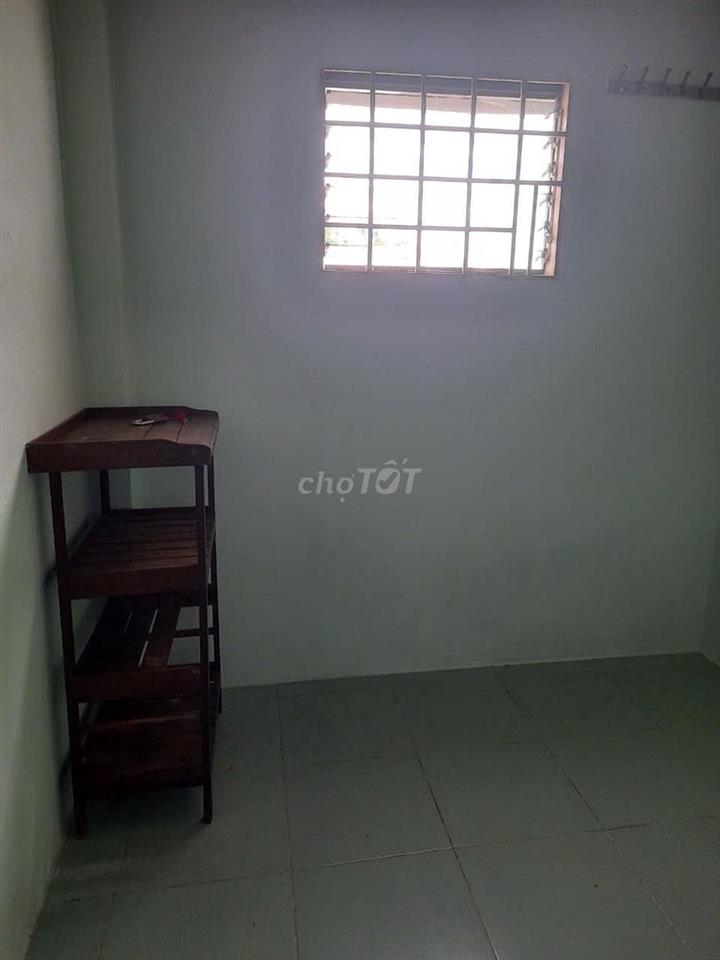 Cho thuê phòng nhỏ 1 ng ở 1tr4 1 tháng