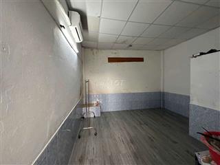 Phòng trọ tầng trệt Phạm Văn Bạch full nội thất