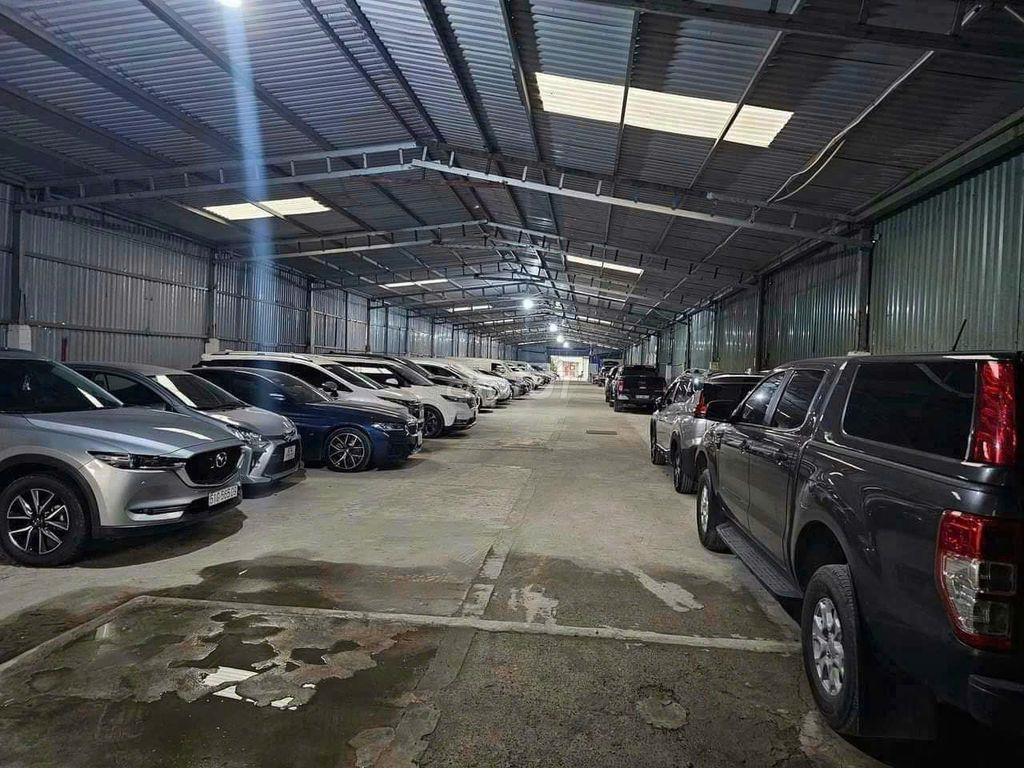 SANG BÃI XE Ô TÔ 180 TRIỆU