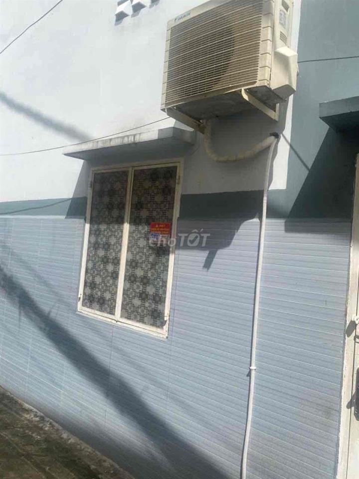Phòng 30m2 độc lập, lối đi riêng 4m