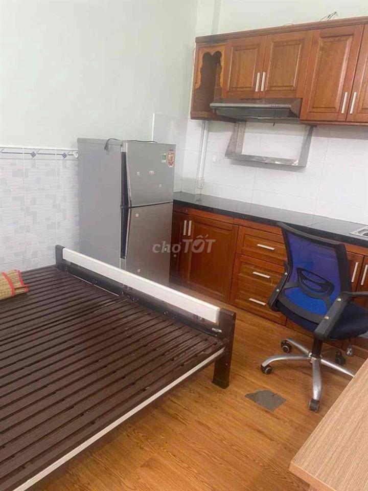 Phòng 30m2 độc lập, lối đi riêng 4m