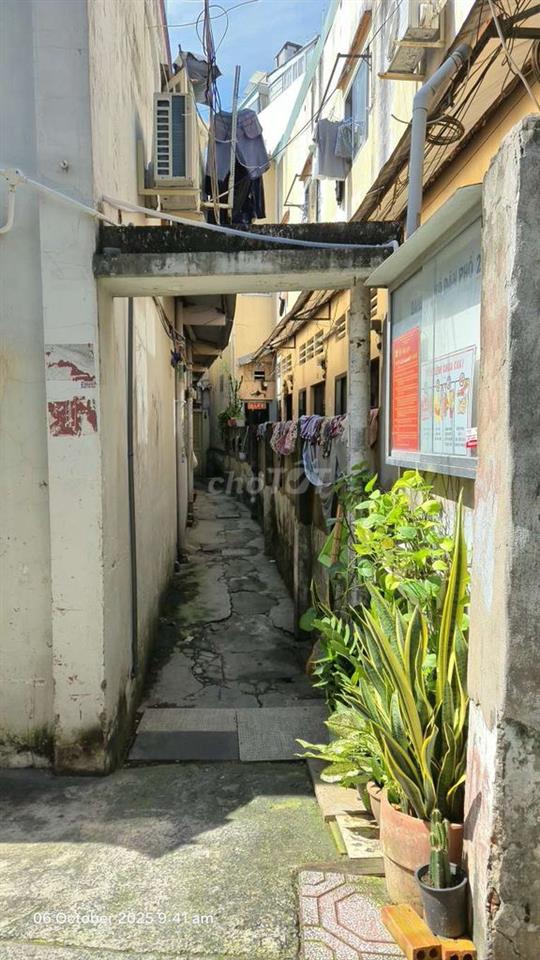 Nhà cho sinh viên ngay trung tâm quận 4