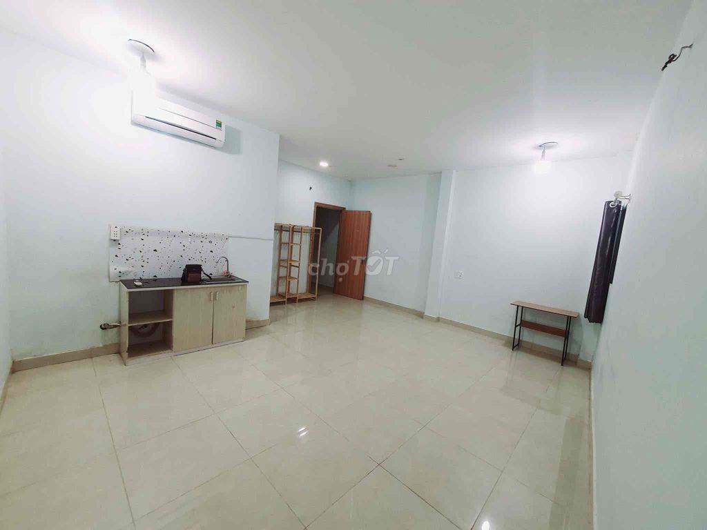 phòng trọ gần đại học y dược, đại học hùng vương, chợ lớn,chợ kim biên