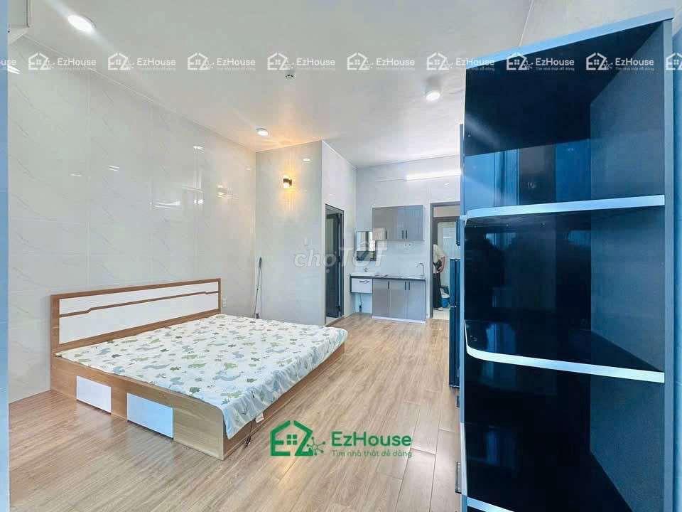 NGAY CẦU NGUYỄN VĂN CỪ DIỆN TÍCH RỘNG BAN CÔNG Ở ĐƯỢC 3-4 NGƯỜI