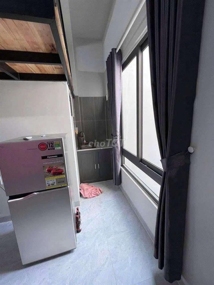 Duplex ban công full nt ở được 3-4 người, khu an ninh, tiện đi học 