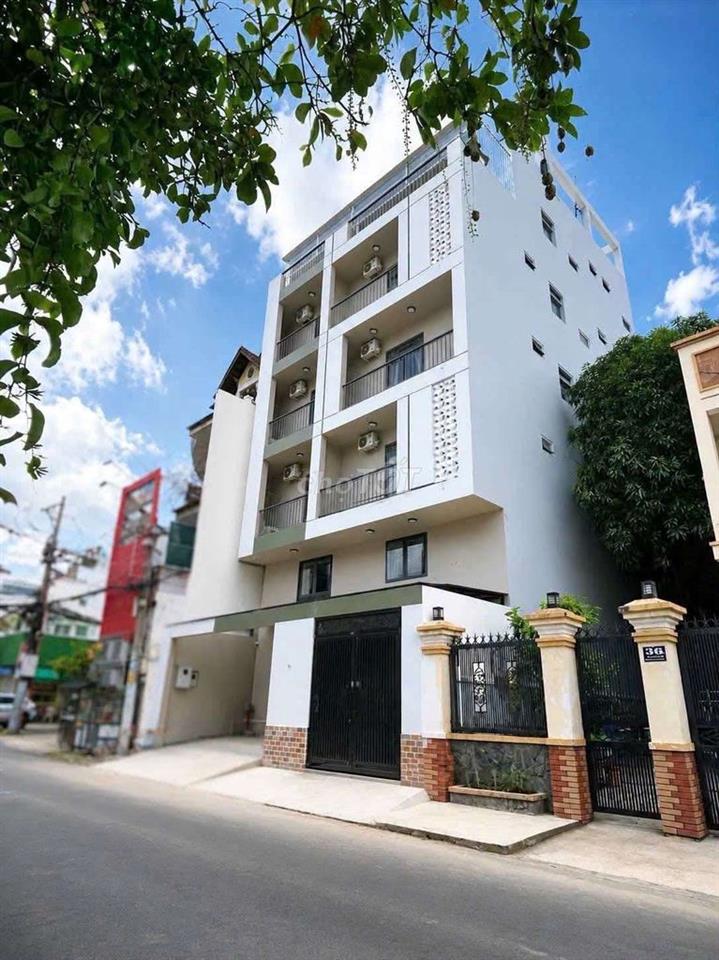 KHAI TRƯƠNG NHÀ MỚI CÓ GÁC, BAN CÔNG NGAY LOTTE MART, TDTU, UFM