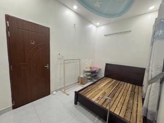 Cho thuê phòng trong nhà nguyên căn p4 q8