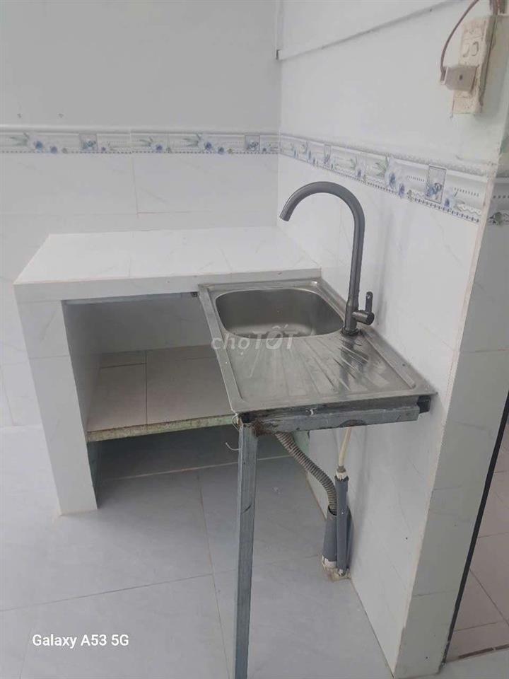 nhà  cho  thuê  nguyên  căn  
