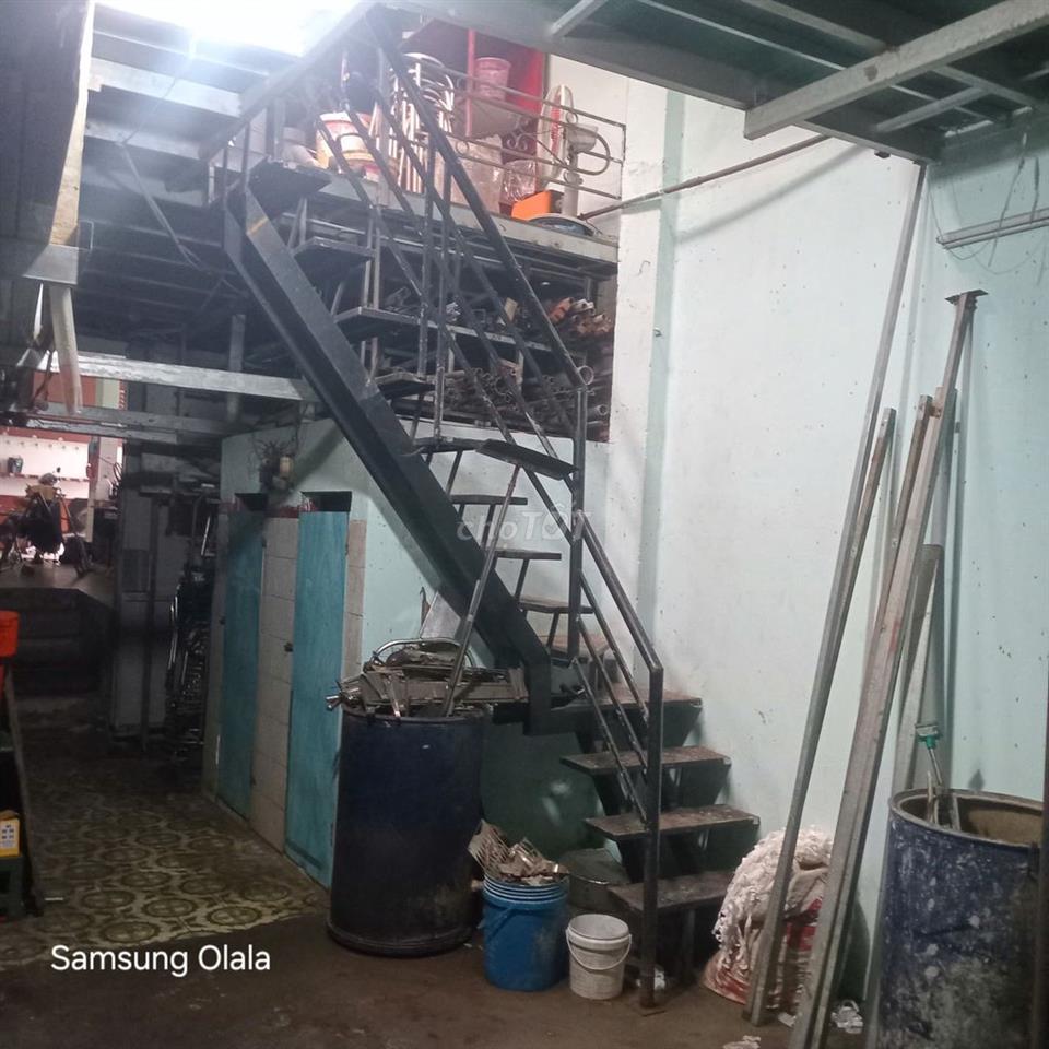 Nhà gần chợ giá rẻ nhất khu vực