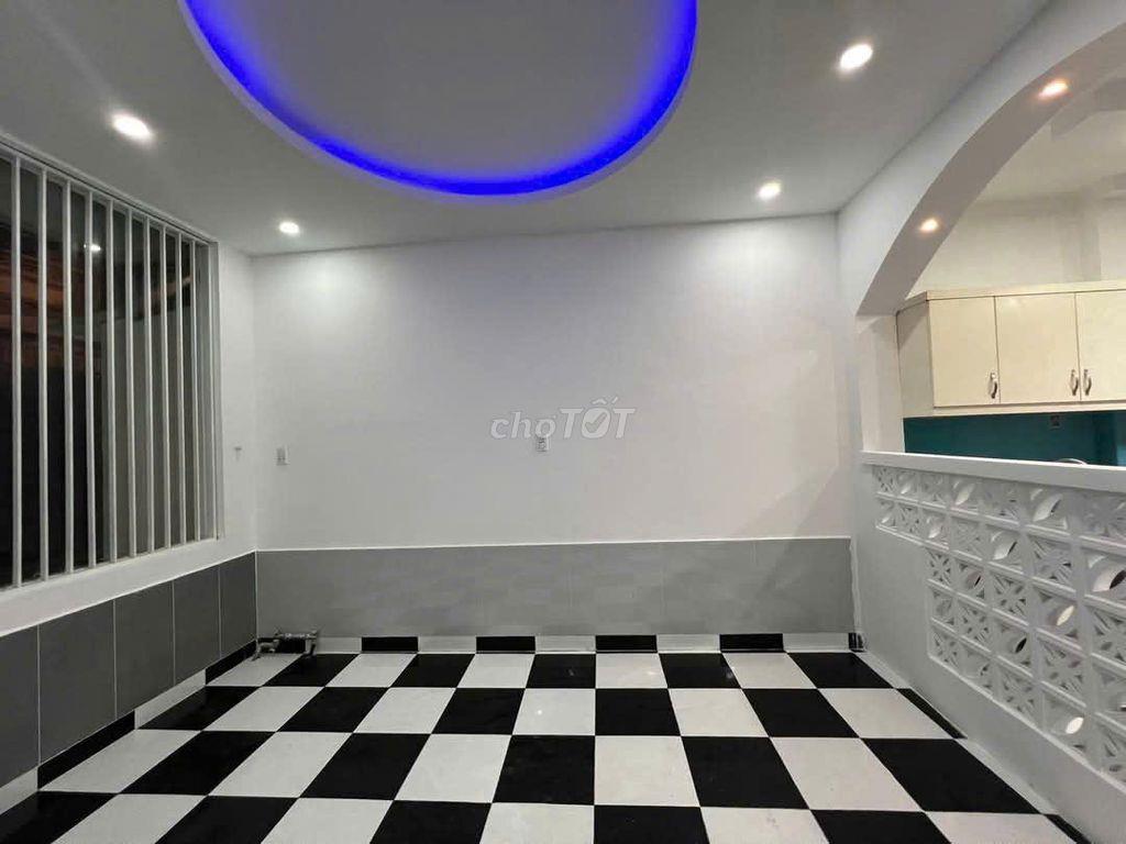 👉 NHÀ MỚI HXH THĂNG LONG_7x15m_TRỆT 3 LẦU, ĐANG TRỐNG.