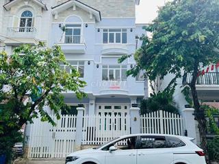 Biệt Thự Cho Thuê CMT8_ 9x20m_ Trệt 3 Lầu_ Sẵn Nội Thất.