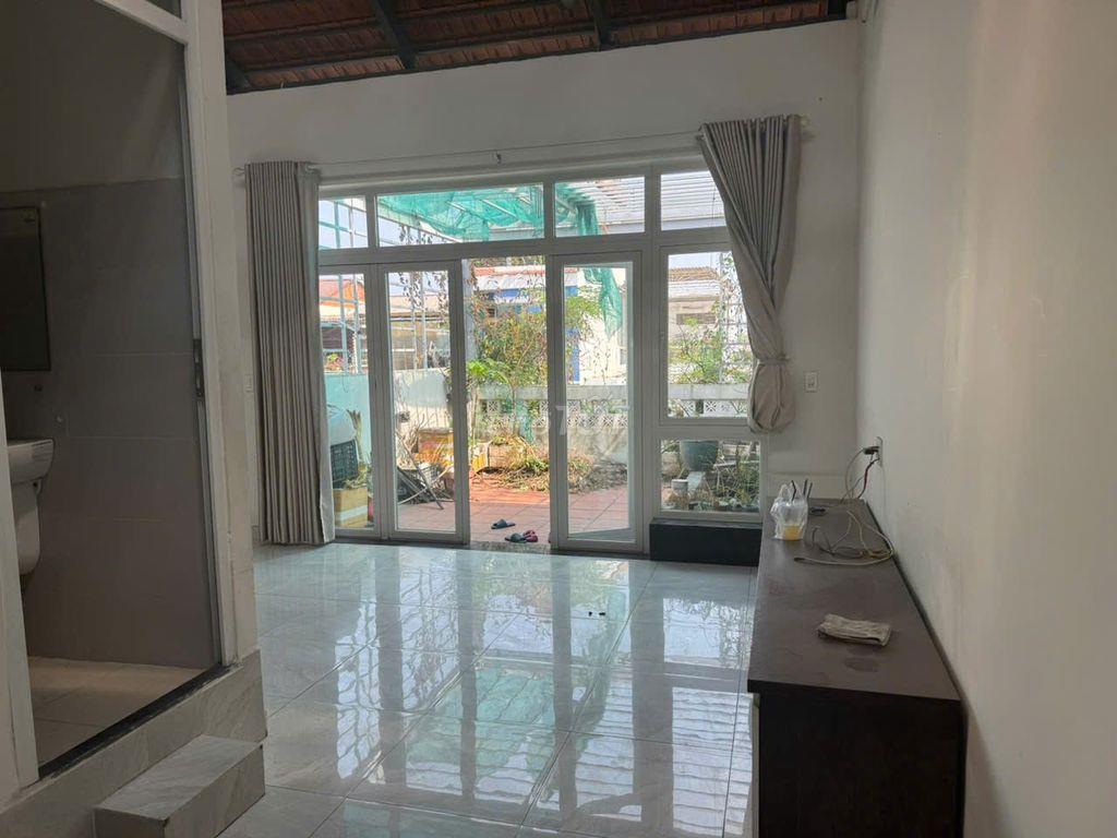 🍁 NHÀ CHO THUÊ_HXH NGUYỄN TRỌNG TUYỂN_4,5x17m_TRỆT 3 LẦU