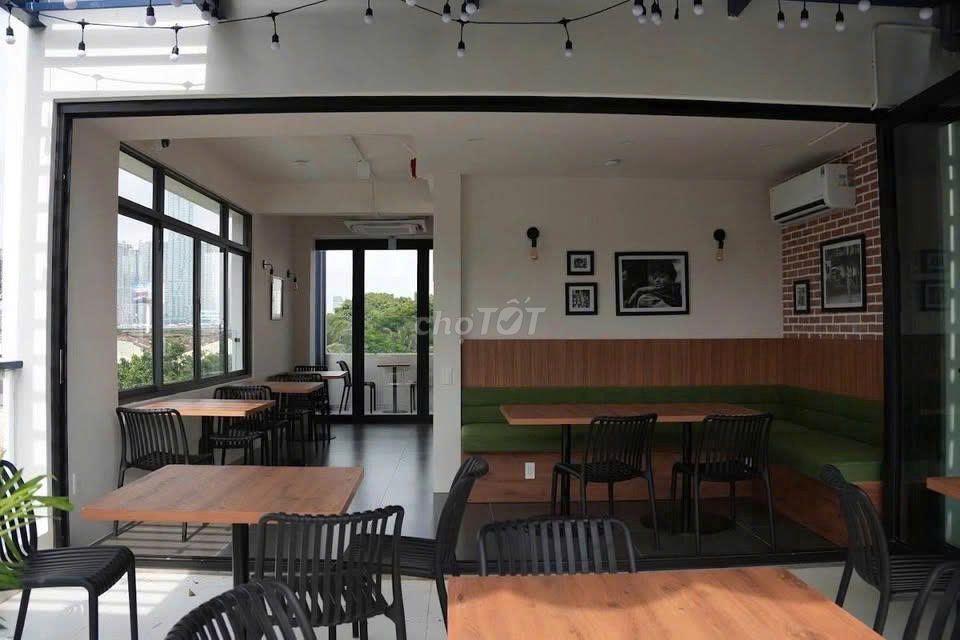 🍄Cho Thuê Siêu Phẩm HXH Hoàng Việt_6x16m_Trệt 3 Lầu, Sân Thượng.