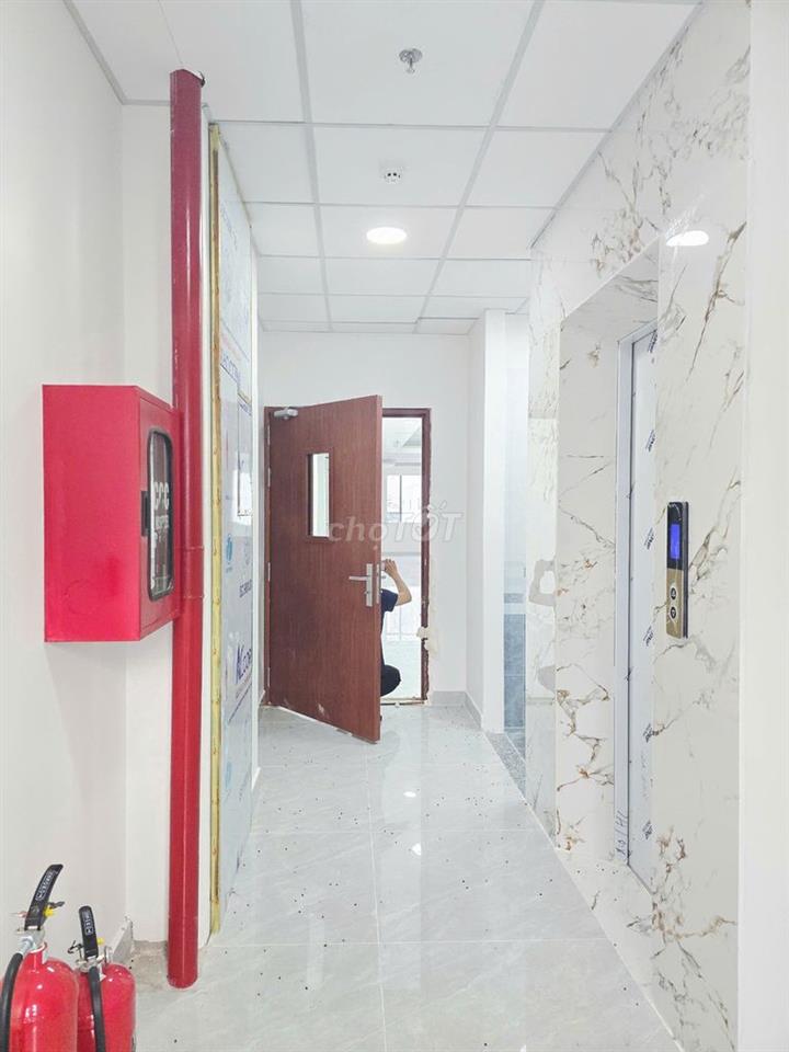 🤟🤟 CHO THUÊ NHÀ HẺM 406 CỘNG HÒA_6,8x21m_HẦM TRỆT 4 LẦU, SÂN THƯỢNG