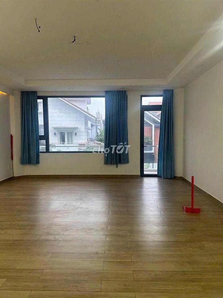 💯 💯  HXH Bàu Cát 1_6,2x18m_Trệt 3 Lầu_Nhà Mới Ốp Kính Hiện Đại 
