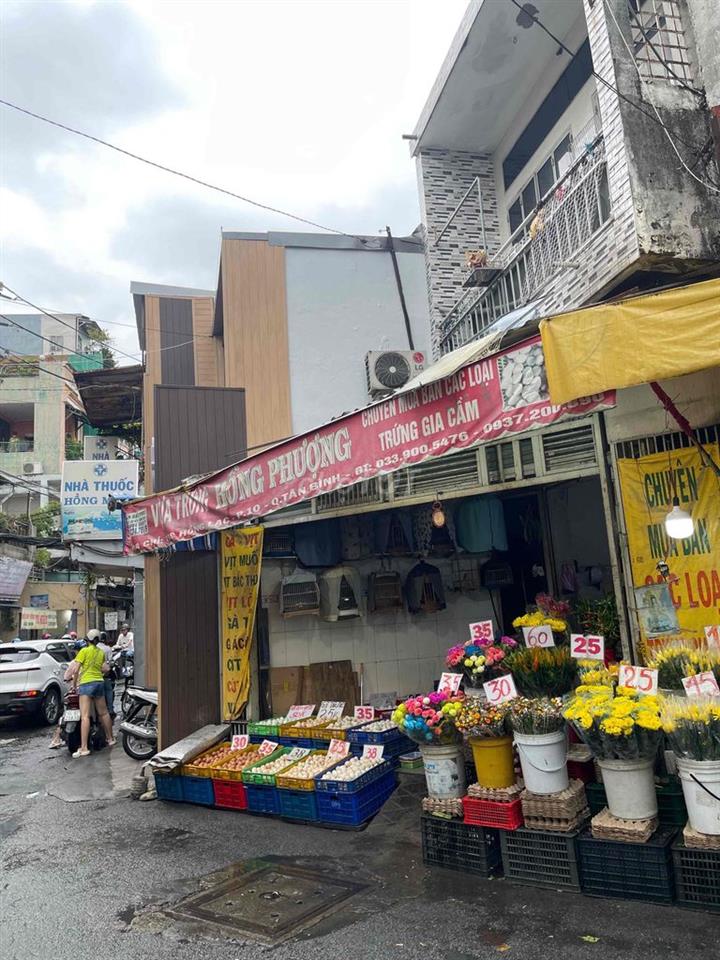 Cần Sang Lại Mặt Bằng Đang Thuê Ở Chợ Nhỏ Hồng Lạc Tân Bình