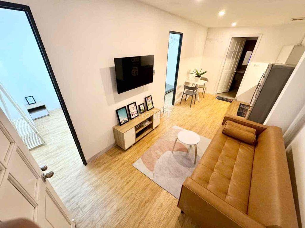 Căn hộ 2PN 1 phòng khách Bạch Đằng, gần sân bay Tân Sơn Nhất