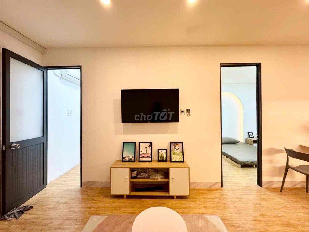 Căn hộ 2PN 1 phòng khách Bạch Đằng, gần sân bay Tân Sơn Nhất