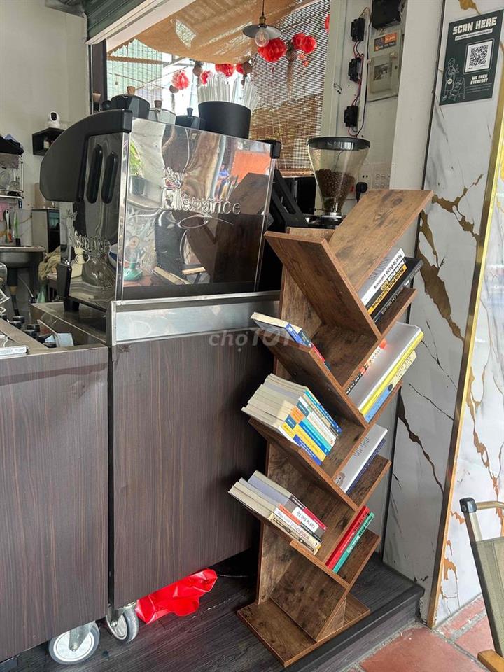 Sang nhượng Quán cà phê Vintage góc 2 mặt tiền