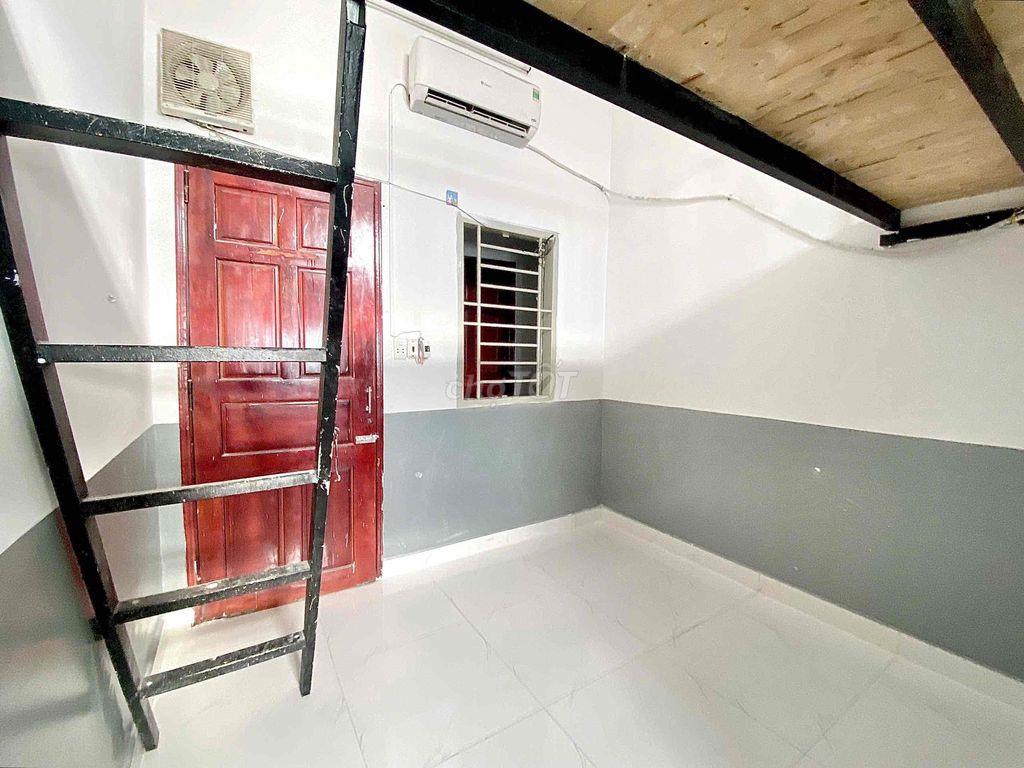 PHÒNG TRỌ CÓ GÁC GẦN NGAY NGÃ TƯ BỐN XÃ