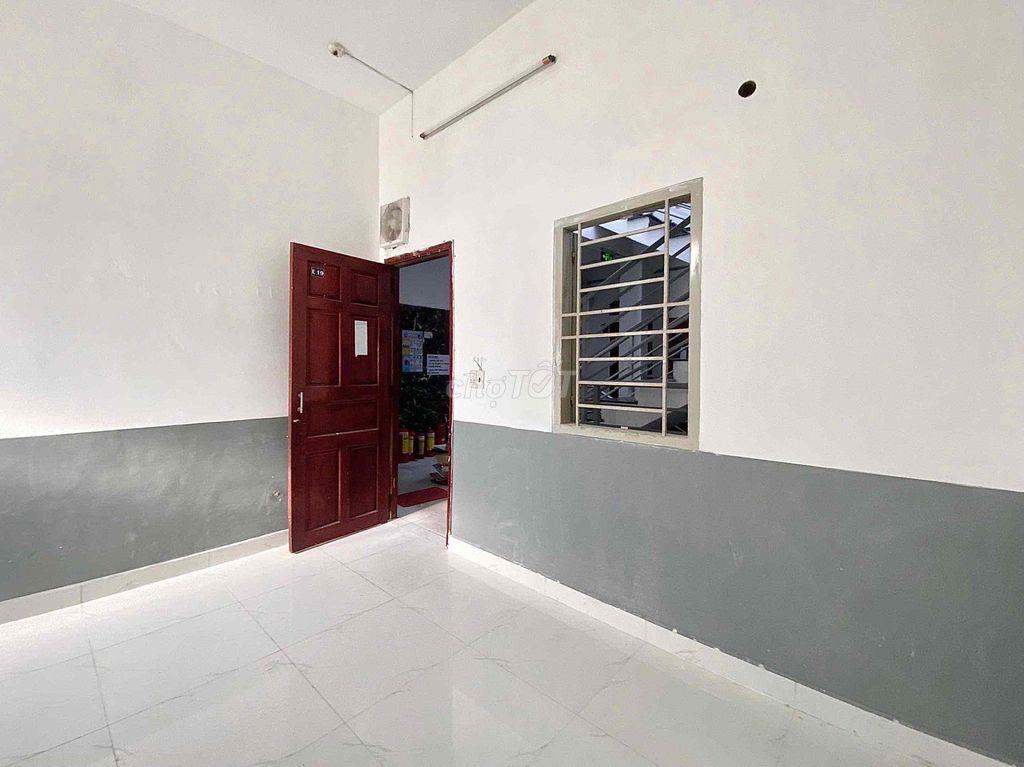 PHÒNG TRỌ CÓ GÁC GẦN NGAY NGÃ TƯ BỐN XÃ