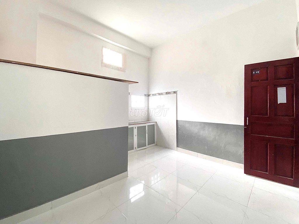 PHÒNG TRỌ CÓ GÁC GẦN NGAY NGÃ TƯ BỐN XÃ