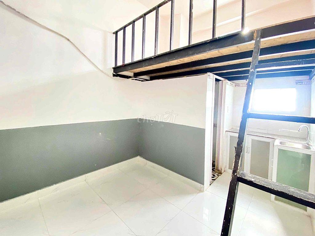 PHÒNG TRỌ CÓ GÁC GẦN NGAY NGÃ TƯ BỐN XÃ