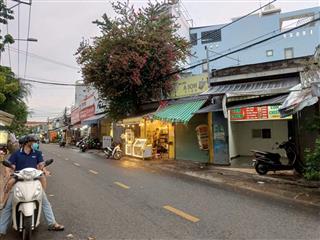 Cho thuê mặt bằng nguyên căn mặt tiền đường 385, Q.9 - 45m2 có gác