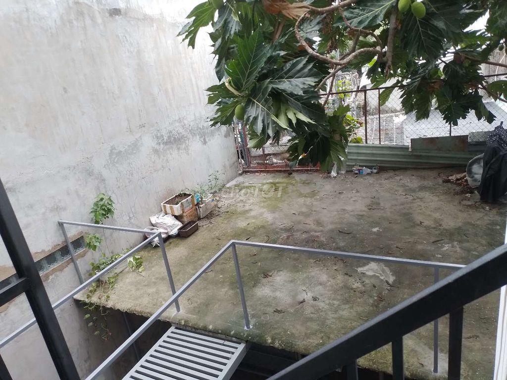 Mặt bằng kinh doanh và ở tại P Bình Trưng Q2 cũ.