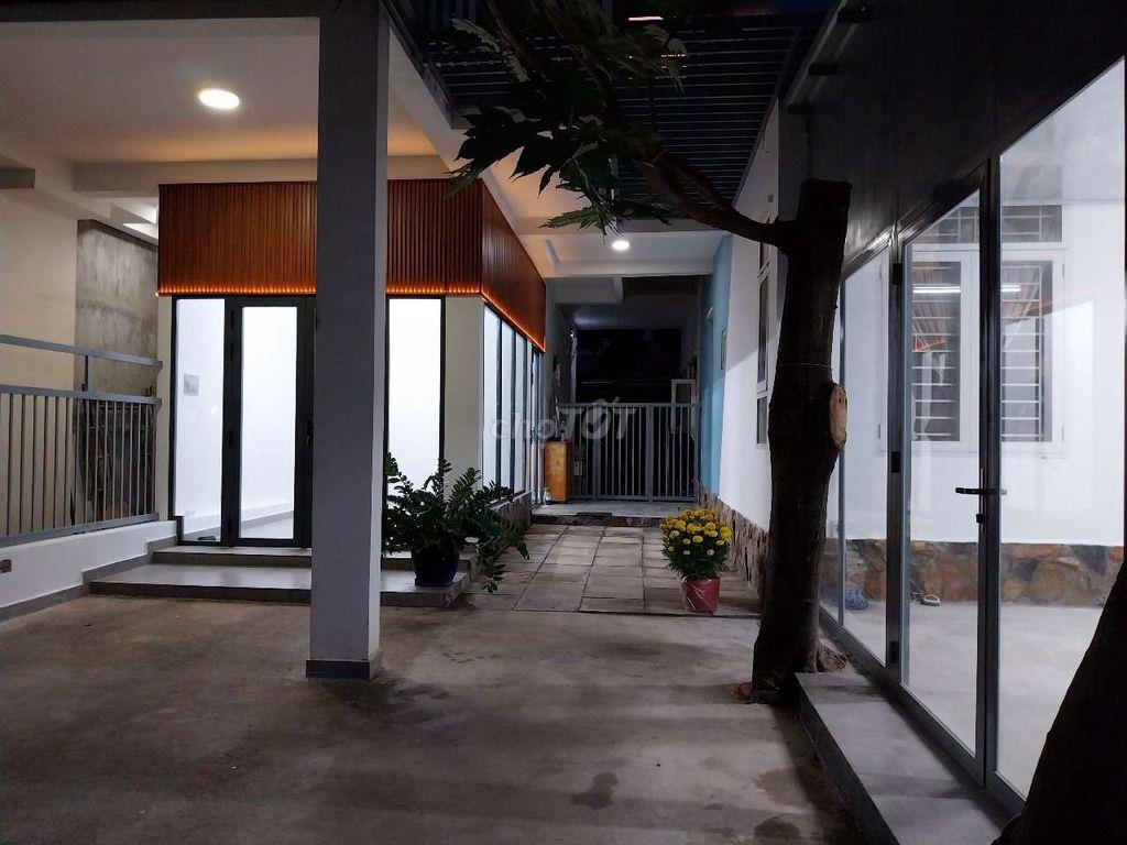 Mặt bằng kinh doanh và ở tại P Bình Trưng Q2 cũ.
