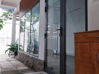 Mặt bằng cho thuê tặng sân vườn tiện KD và ở tại P Bình Trưng Q2 cũ.