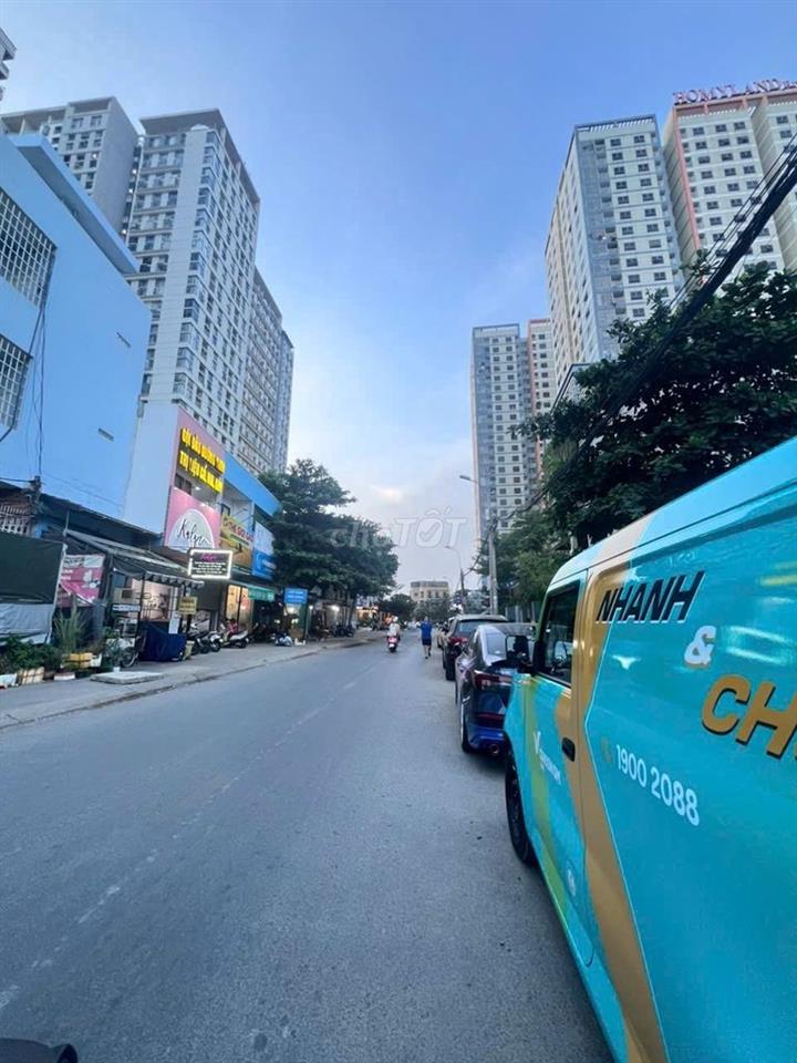CHO THUÊ MẶT BẰNG 2 MẶT TIỀN  LA ASTORIA , BÌNH TRƯNG TÂY Q2 || 105M2