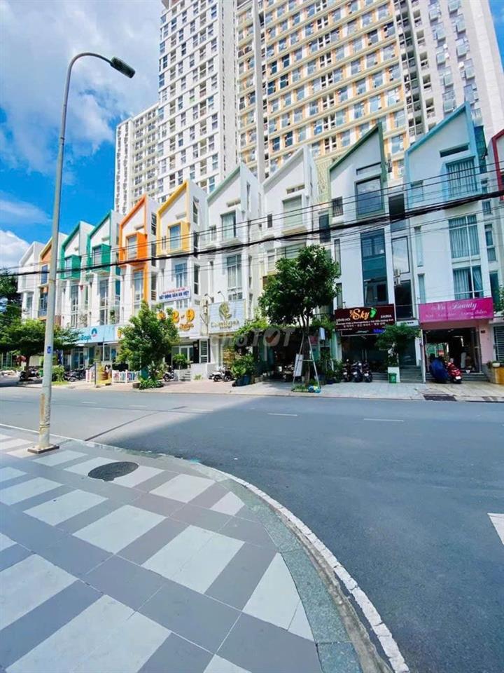 CHO THUÊ MẶT BẰNG 2 MẶT TIỀN  LA ASTORIA , BÌNH TRƯNG TÂY Q2 || 105M2