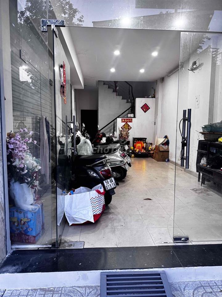 cho thuê nhà 2 mặt tiền đường