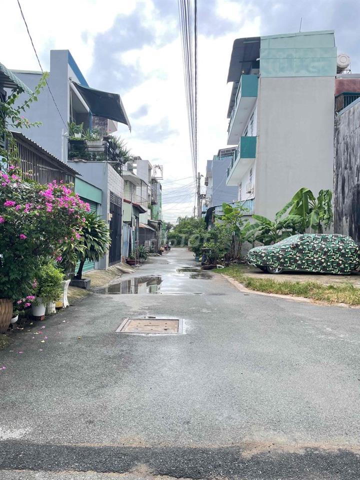 bán đất hẻm xe hơi, phú hữu, Quận 9