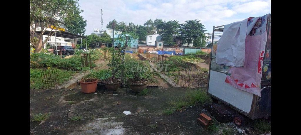 bán đất đường 447B. Lê Văn Việt rẽ vào