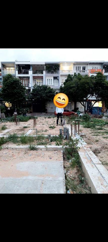 bán đất đường 447B. Lê Văn Việt rẽ vào