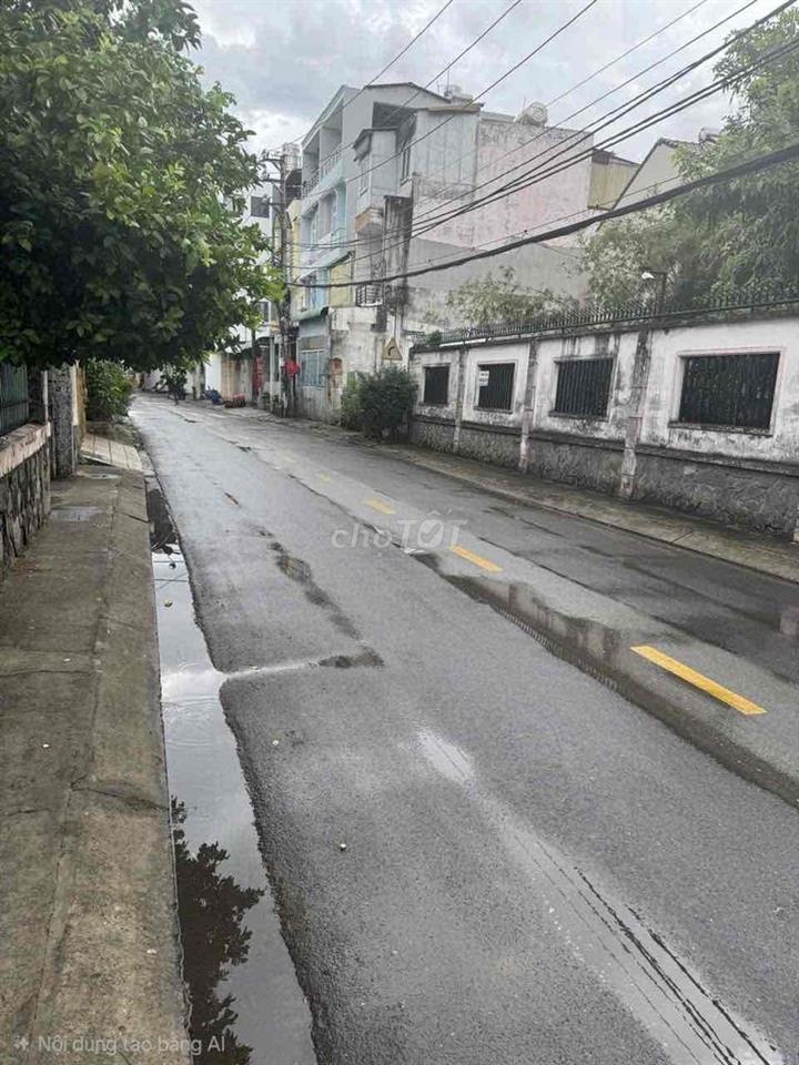 Bán đất 2 mặt tiền