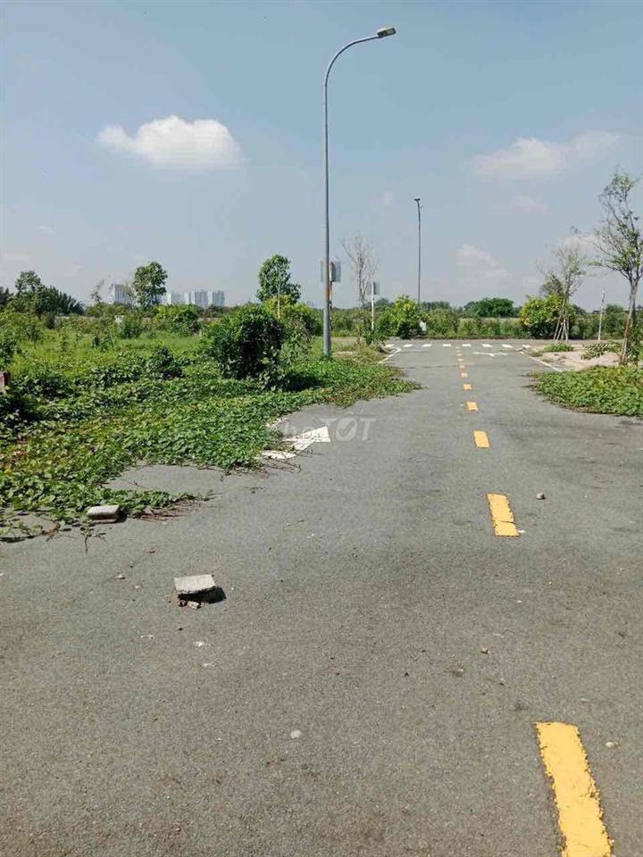 Bán gấp đất dự án Đặng Gia Phát, ngã 3 Nguyễn Duy Trinh -ĐỖ Xuân Hợp