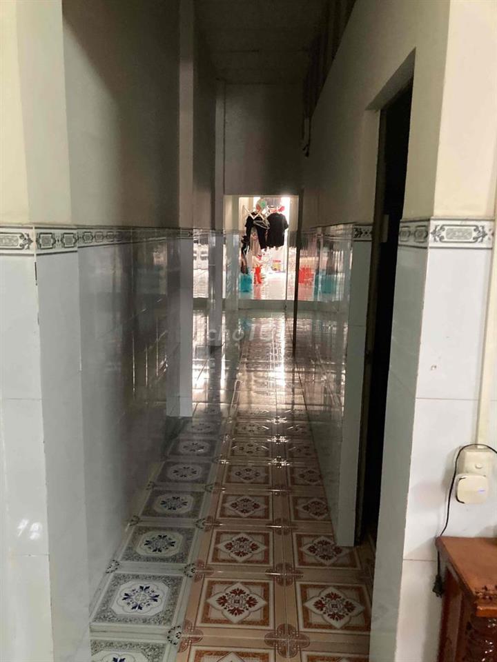 BÁN NHÀ MẶT TIỀN NGUYỄN XIỂN SÁT VINHOMES