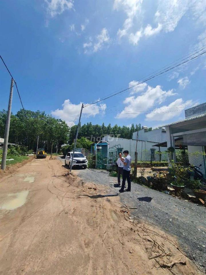 Cần bán nhanh lô đất 70m², giá 1tỷ450 triệu, sổ sẵn