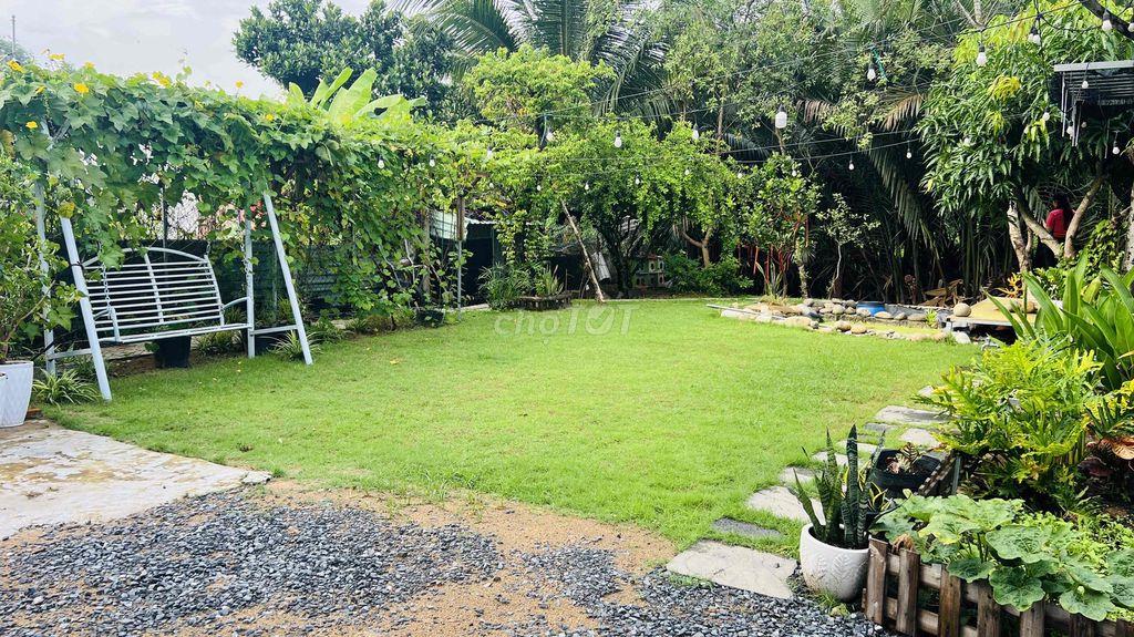 cần tiền bán gấp đất thổ cư và vườn