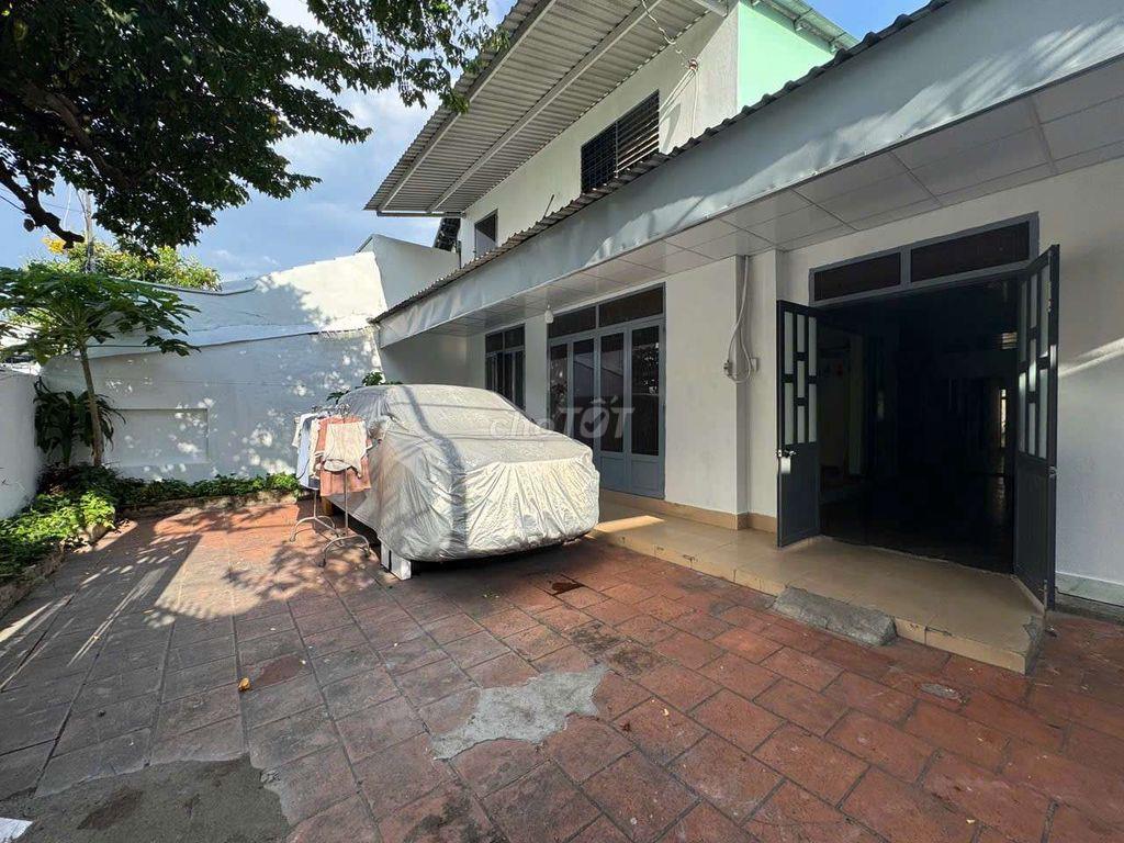 BÁN ĐẤT DIỆN TÍCH KHỦNG 2 MẶT TIỀN 236m2 BÌNH TRƯNG Q2, XD ĐẾN 20 TẦNG