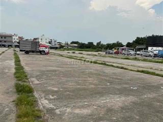 cho thuê 2-3000m2 đất trống 2 MT view sông . giá chỉ 40k/m2