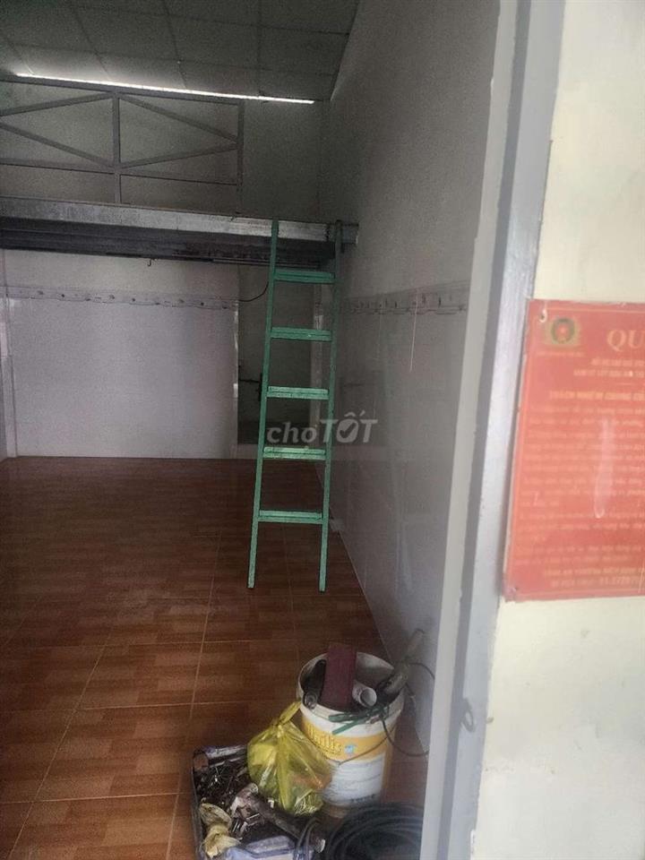 phòng ngay ngã tư Bình Triệu 