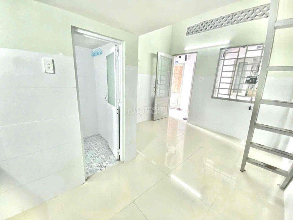 PHÒNG GÁC CHỈ TỪ 2TR7 NGAY UFM, FBT,…