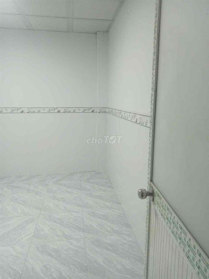 nhà trọ nho nhỏ xinh xinh , tại trung tâm thành phố Thủ Đức